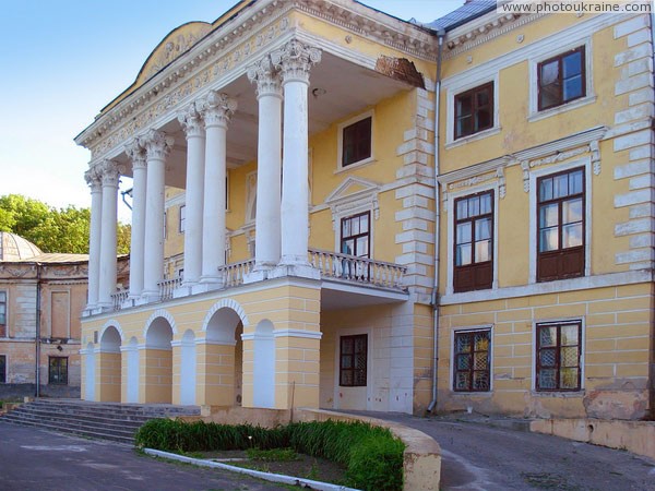 Voronovitsa. Front portico of palace Groholskih Vinnytsia Region Ukraine photos