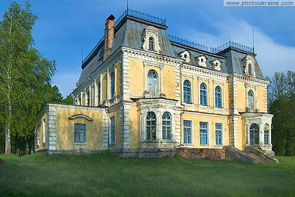 Spychyntsi. Park facade of palace with extension Vinnytsia Region Ukraine photos