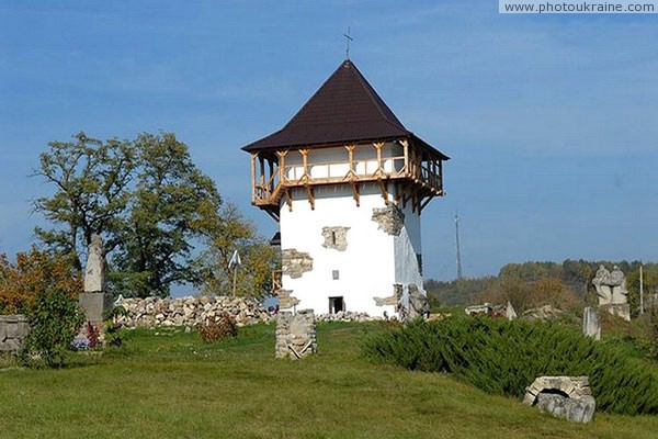 Busha. Rebuilt castle tower Vinnytsia Region Ukraine photos
