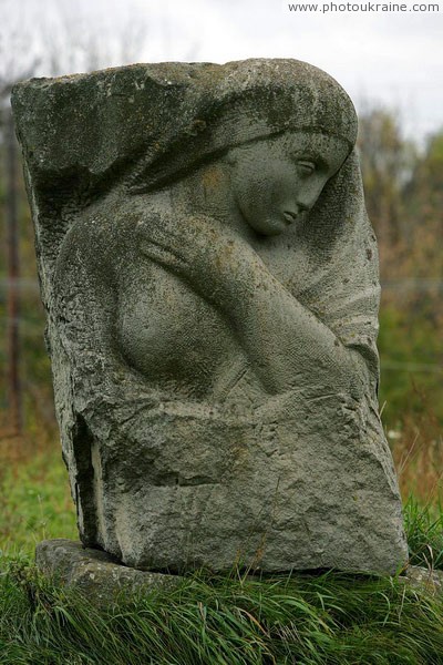 Busha. Maiden grief in stone Vinnytsia Region Ukraine photos