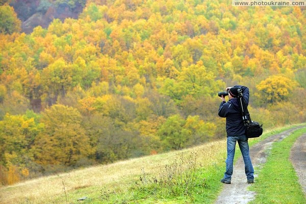 Busha. Photographer and golden autumn Vinnytsia Region Ukraine photos