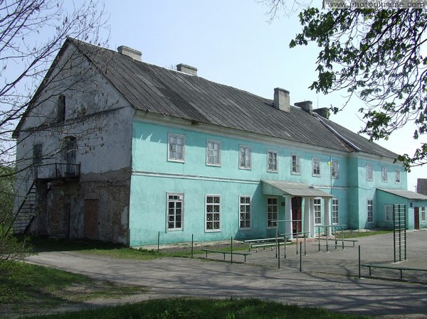 Любомль. Южный фасад дворца Браницких Волынская область Фото Украины