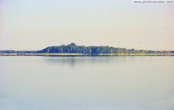 Shatsky park. Desert (?) island of Svityaz Volyn Region Ukraine photos