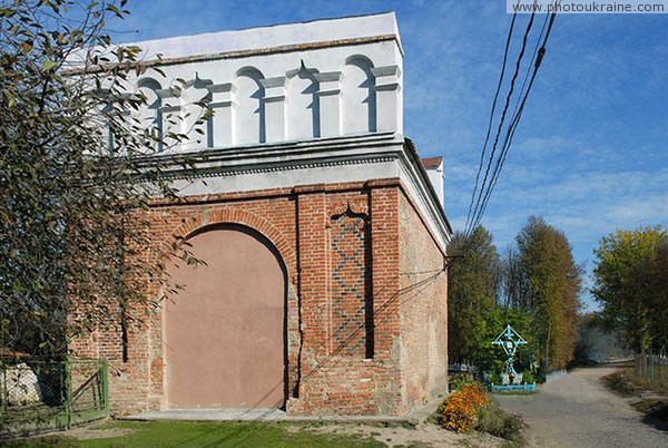 Olyka. Gate to town forever (?) closed Volyn Region Ukraine photos