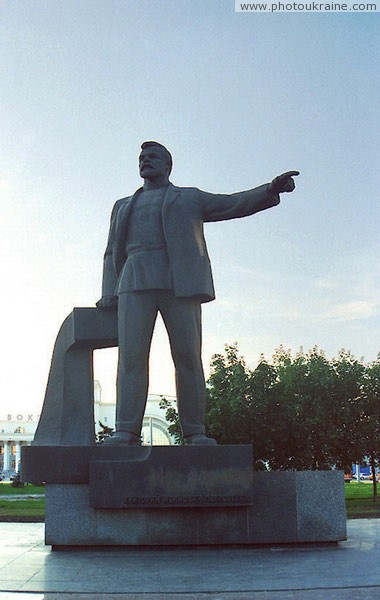 Dnipropetrovsk. Monument to G. Petrovsky Dnipropetrovsk Region Ukraine photos