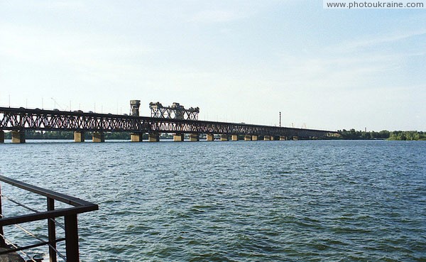 Dnipropetrovsk. Amur bridge across Dnieper Dnipropetrovsk Region Ukraine photos