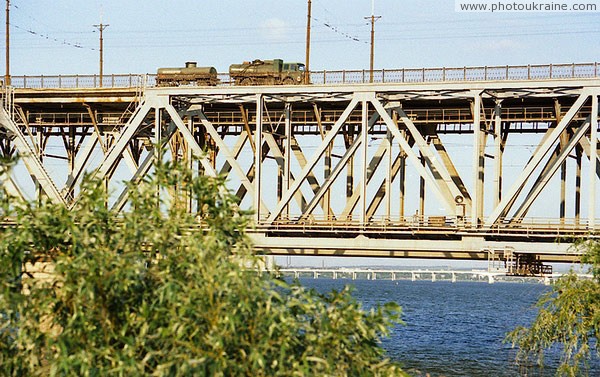 Dnipropetrovsk. Coastal area of Amur bridge Dnipropetrovsk Region Ukraine photos