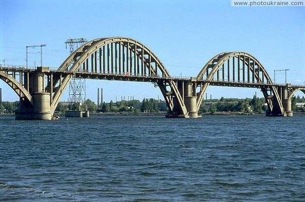 Днепропетровск. Виадуки Мерефо-Херсонского моста Днепропетровская область Фото Украины