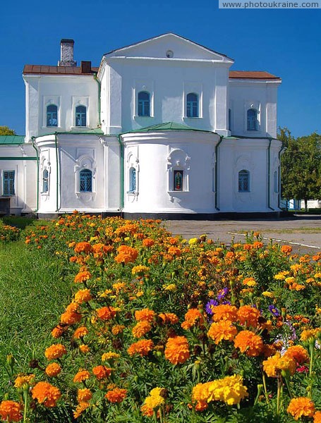 Новомосковск. Задний фасад Николаевской церкви Днепропетровская область Фото Украины