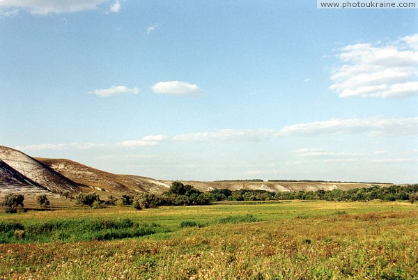 Bilokuzmynivka. Right bank of river Bilenka Donetsk Region Ukraine photos