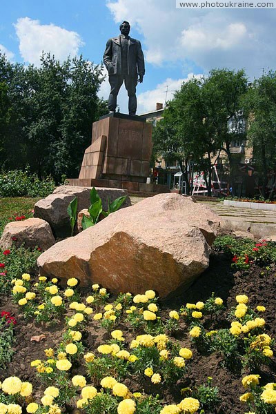 Donetsk. Monument to Artem on avenue Mira Donetsk Region Ukraine photos
