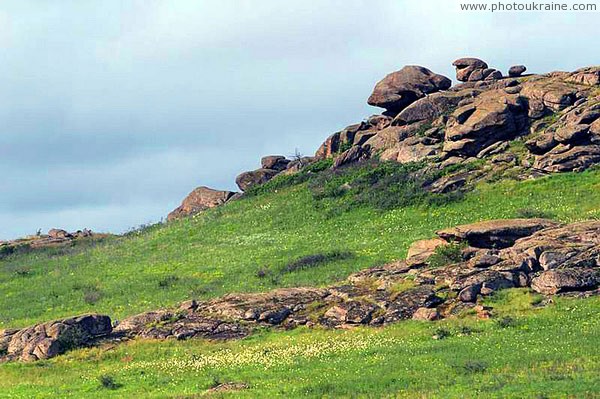 Kamiani Mohyly Reserve. Granite outcrop Donetsk Region Ukraine photos