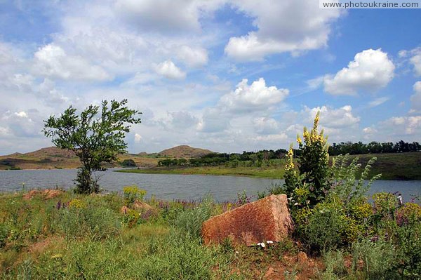 Kamiani Mohyly Reserve. Karatysh's pond Donetsk Region Ukraine photos