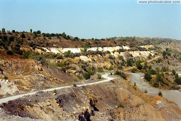 Komsomolske. Haul dumps Donetsk Region Ukraine photos