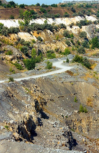 Komsomolske. Road mining trucks Donetsk Region Ukraine photos