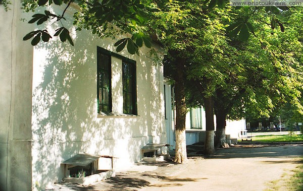 Neskuchne. Manor house  summer cottage V. Nemyrovych-Danchenko Donetsk Region Ukraine photos