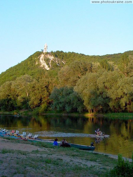 Sviatogirsk. Beach at foot of proletariat leader Donetsk Region Ukraine photos