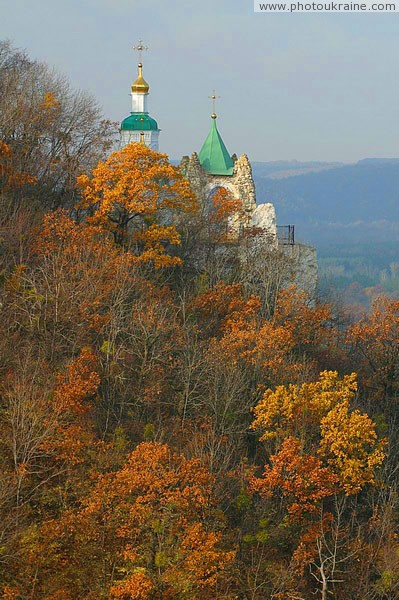 Sviatogirska lavra. Autumn on chalk rock Donetsk Region Ukraine photos