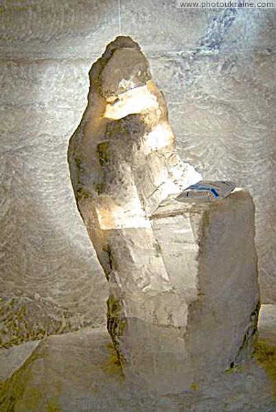 Соледар. Гигантский соляной кристалл Донецкая область Фото Украины
