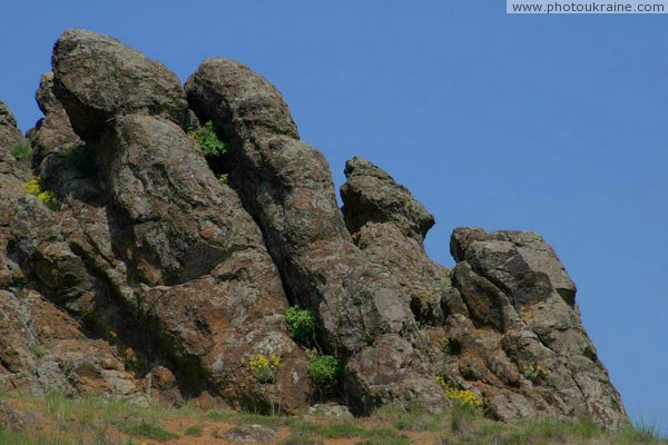 Starolaspa. Steppe granite outcrops Donetsk Region Ukraine photos