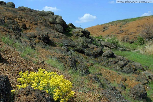 Starolaspa. Granite collapse Donetsk Region Ukraine photos