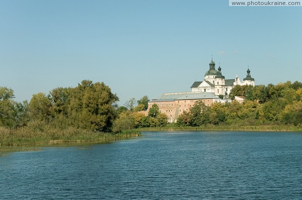Бердичев. Кармелитский монастырь-крепость Житомирская область Фото Украины
