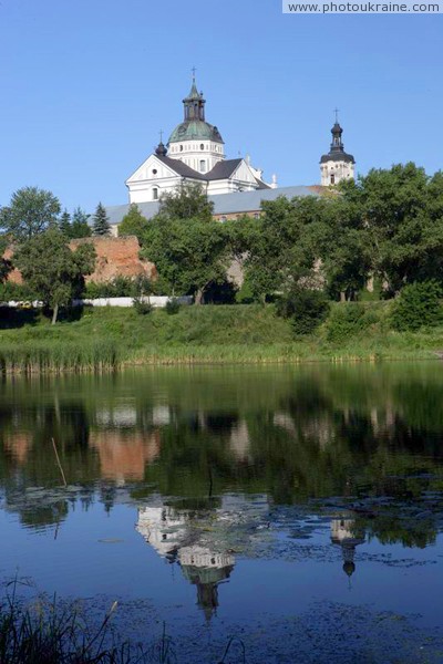 Berdychiv. Mariinsky abbey church Zhytomyr Region Ukraine photos