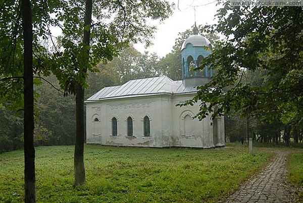 Verkhivnia. Chapel burial estates Ghanskikh Zhytomyr Region Ukraine photos