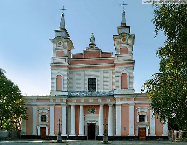 Житомир. Парадный фасад костела Святой Софии Житомирская область Фото Украины
