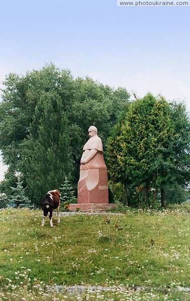 Kodnia. Monument to Taras Shevchenko Zhytomyr Region Ukraine photos