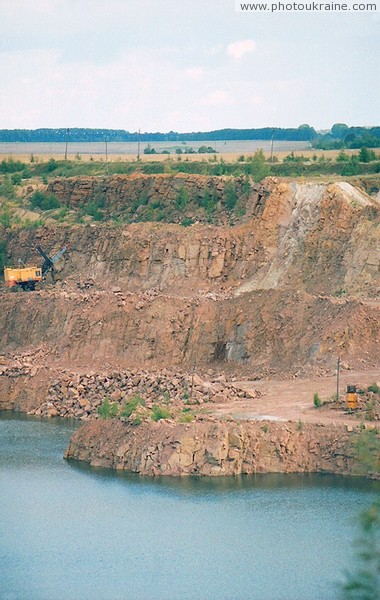 Lyznyk. Granite quarry Zhytomyr Region Ukraine photos