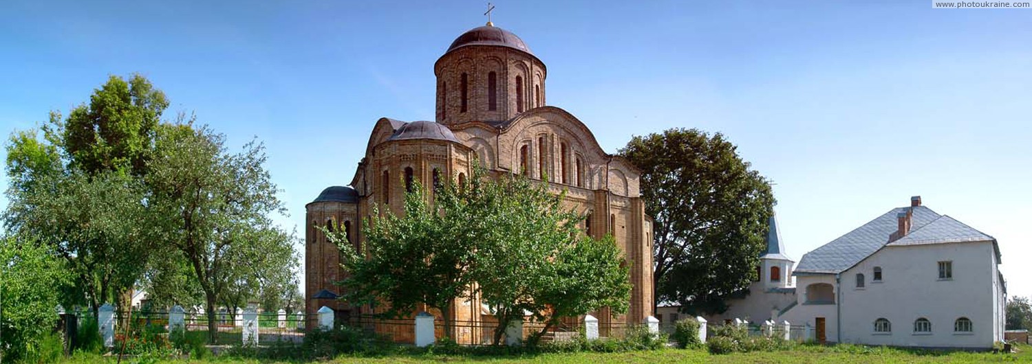 Овруч. Панорама Васильевской церкви и монастыря Житомирская область Фото Украины