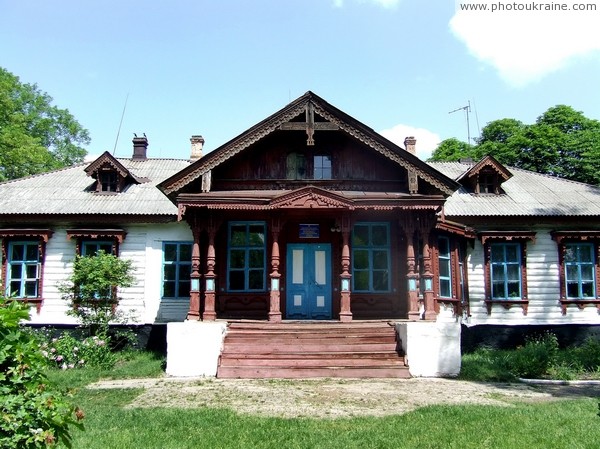 Yaropovychi. Grand portico manor Zhytomyr Region Ukraine photos