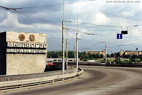  die Stadt Saporoschje. Der Damm Dnepro Wasserkraftanlage
Gebiet Saporoshje 