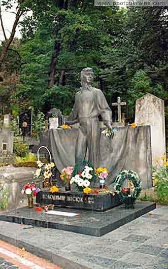City Lviv. Lychakiv cemetery, gravestone of Volodymyr Ivasiuk Lviv Region Ukraine photos