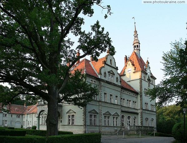 Karpaty. Hunting palace Shenborn Zakarpattia Region Ukraine photos