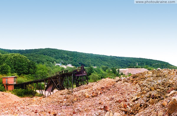 Muzhievo. Gold-mine dumps Zakarpattia Region Ukraine photos