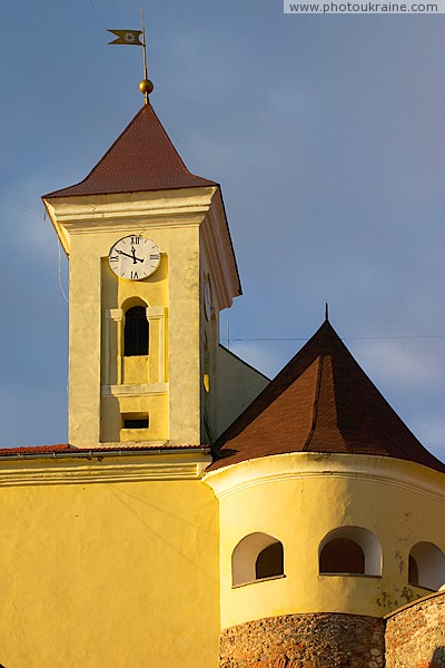 Мукачево. Башни Верхнего замка Закарпатская область Фото Украины