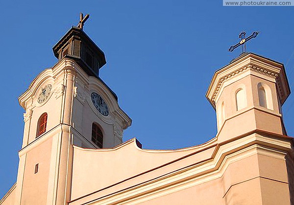 Ужгород. Кресты костела Святого Георгия Закарпатская область Фото Украины