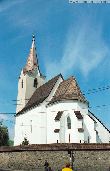 Hust. Elizabethan church (before reconstruction) Zakarpattia Region Ukraine photos