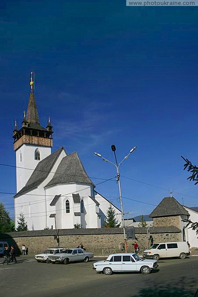 Хуст. Лютеранский костел Святой Елизаветы Закарпатская область Фото Украины
