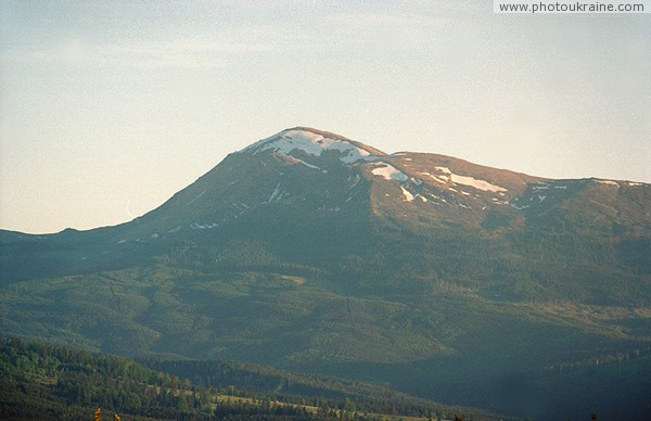 View on Petros with Yablunitsky Pass Zakarpattia Region Ukraine photos