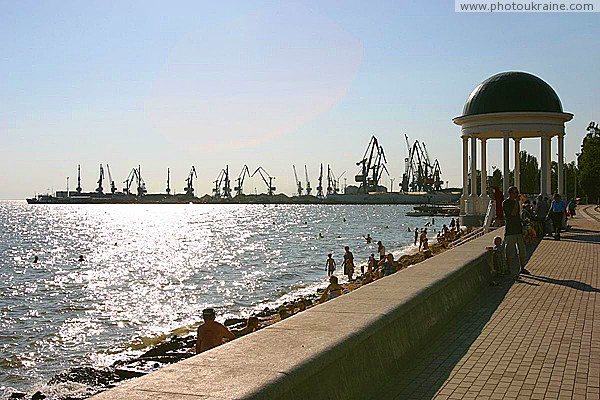 Berdiansk. City embankment and port Zaporizhzhia Region Ukraine photos