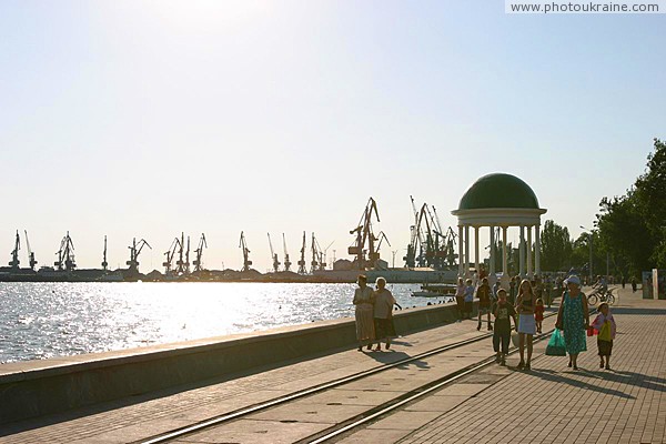 Berdiansk. City embankment Zaporizhzhia Region Ukraine photos