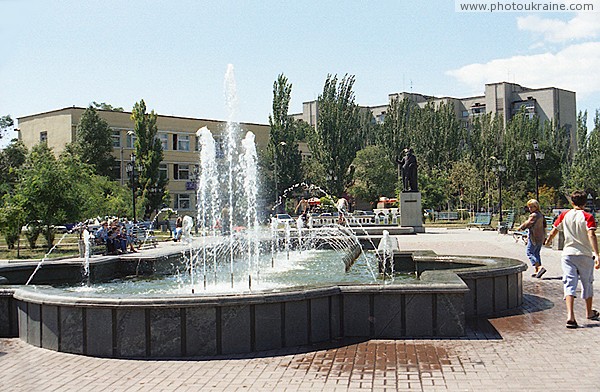 Berdiansk. Fountain in front of Pushkin monument Zaporizhzhia Region Ukraine photos