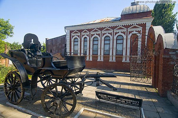 Гуляйполе. Тачанка – символ махновщины Запорожская область Фото Украины