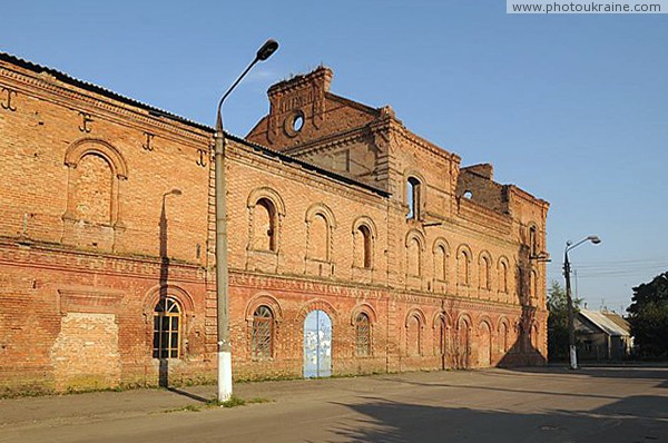 Guliaypole. Old mill 