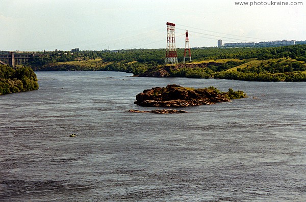 Zaporizhzhia. Oak Island and top rock Twins Zaporizhzhia Region Ukraine photos