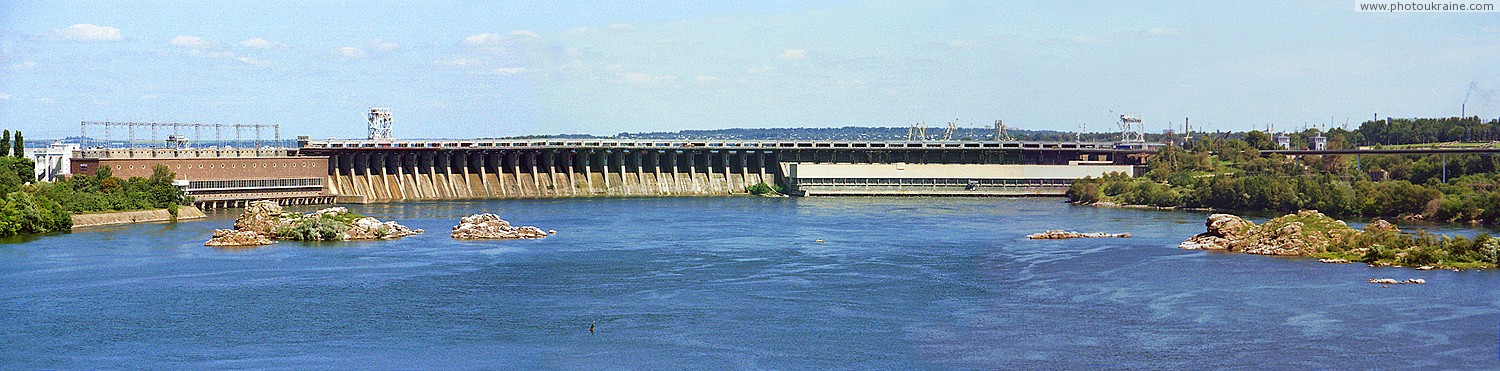 Запорожье. Панорама плотины Днепрогэса Запорожская область Фото Украины
