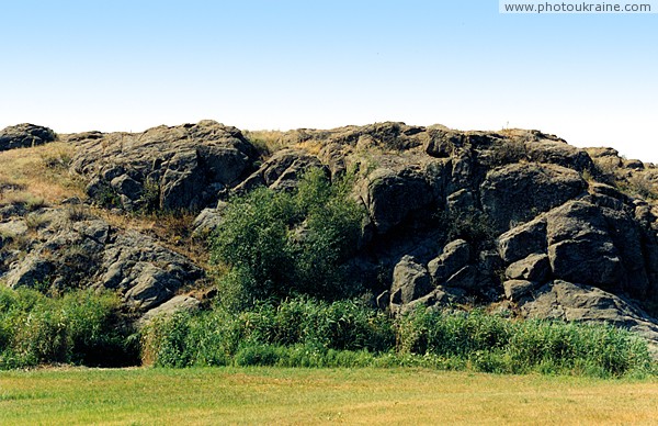 Kalaytanivka. Granite outcrop above river Berda Zaporizhzhia Region Ukraine photos